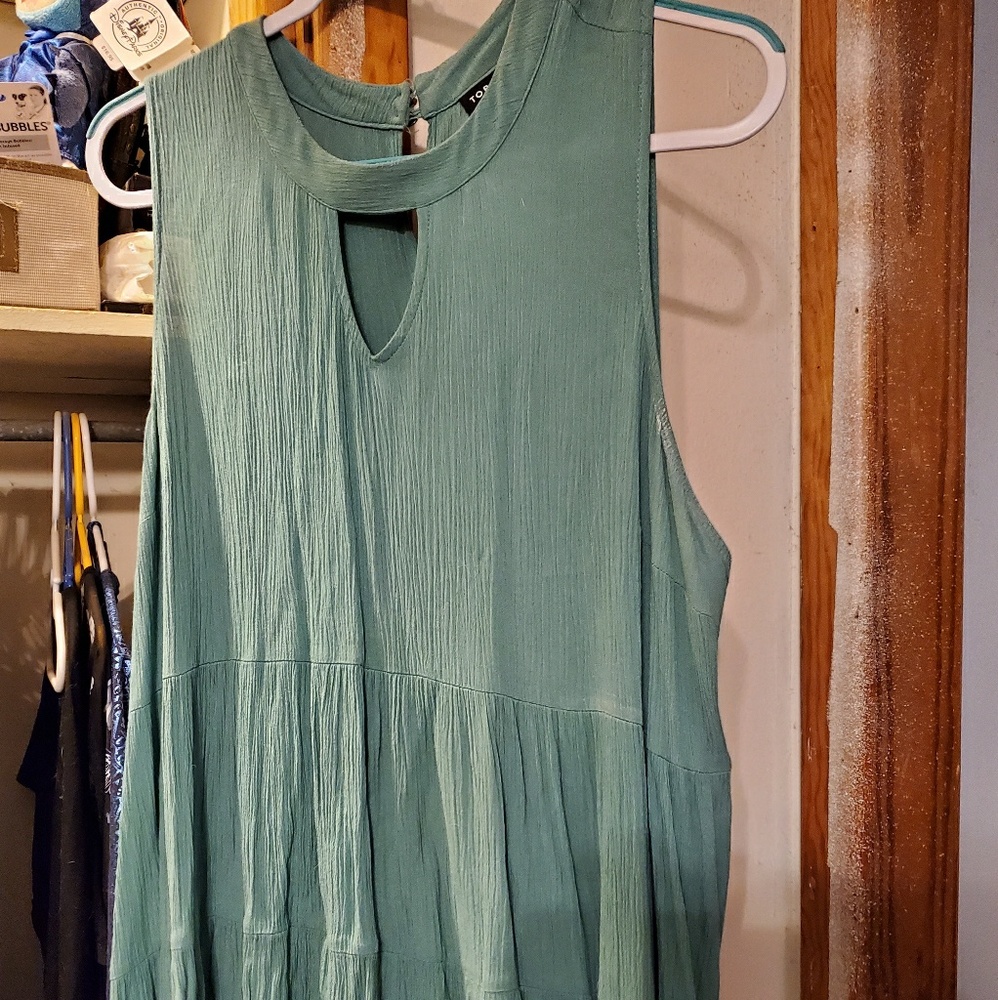 Torrid sleeveless blouse